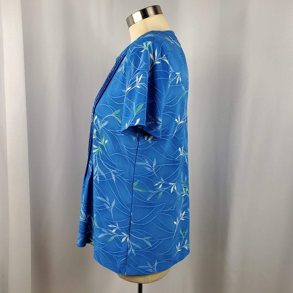 🆕️ Croft and Barrow Pleated Front Top - Sz MP - Picture 2 of 6